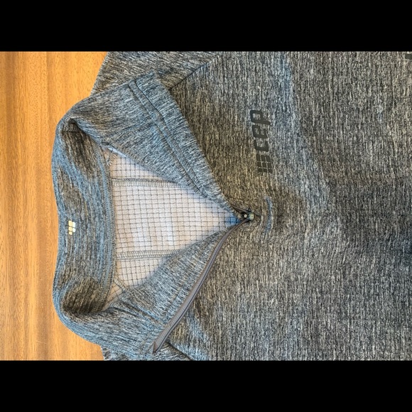 CEP Winter Running Shirt - Picture 3 of 7